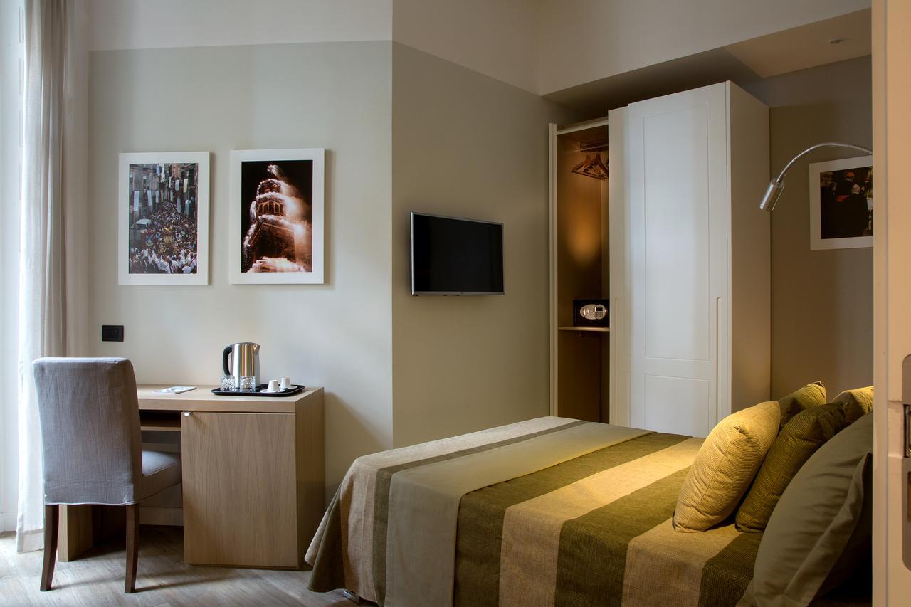 50 Suite Guesthouse 那不勒斯 外观 照片