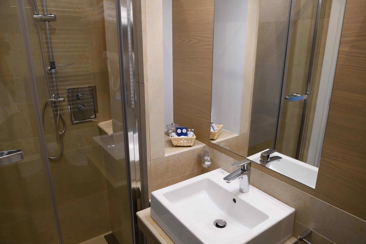50 Suite Guesthouse 那不勒斯 外观 照片