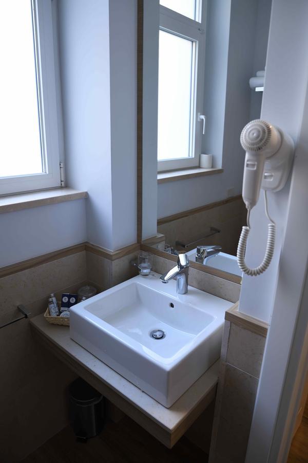 50 Suite Guesthouse 那不勒斯 外观 照片