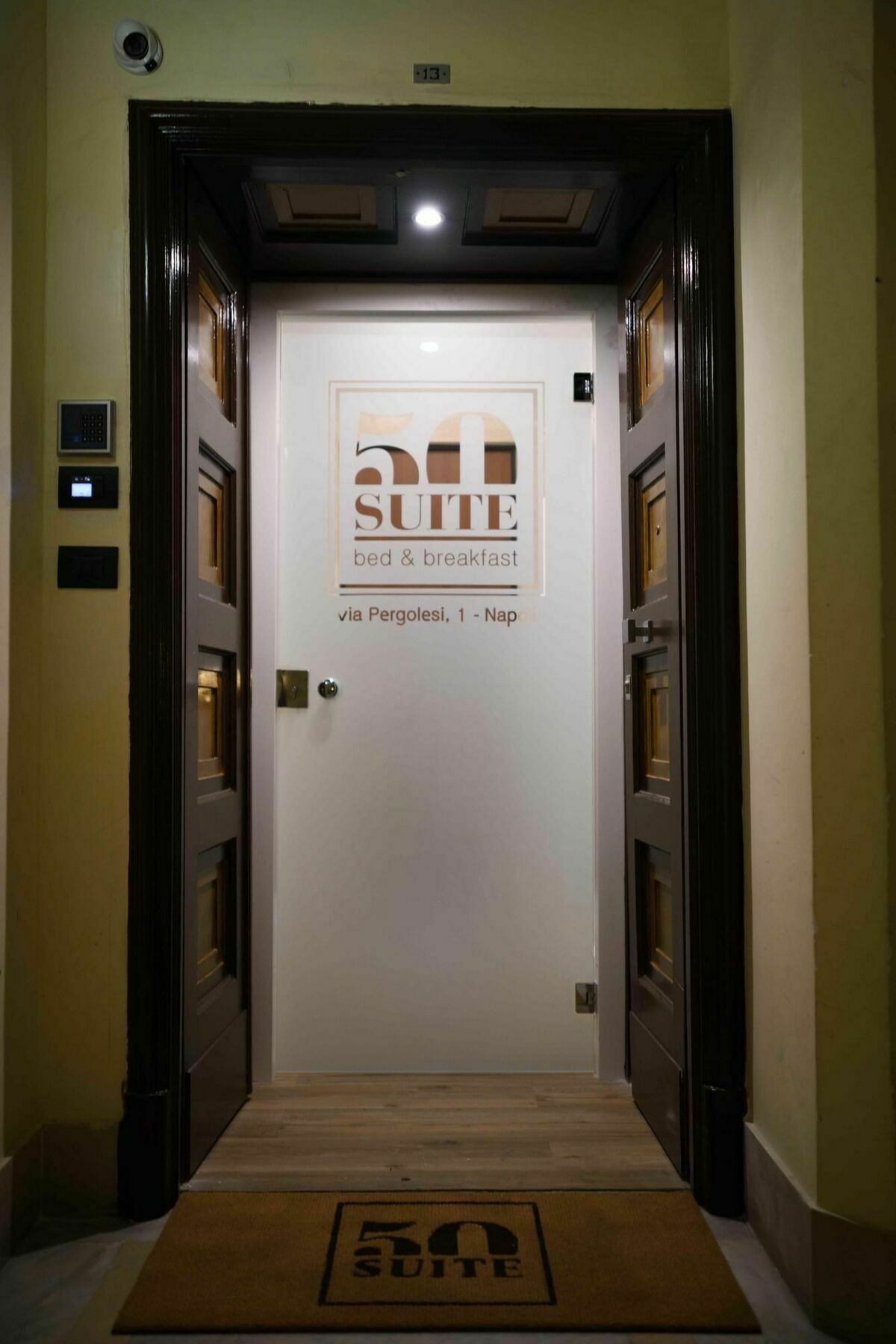 50 Suite Guesthouse 那不勒斯 外观 照片