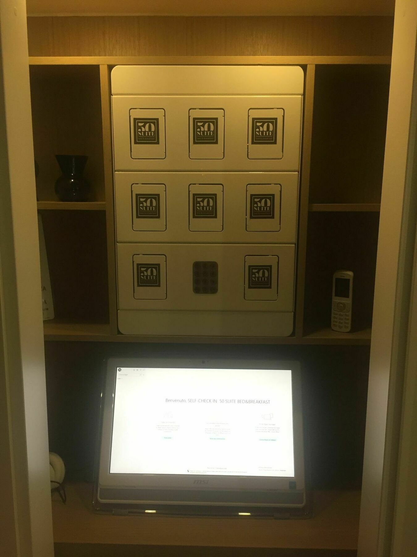 50 Suite Guesthouse 那不勒斯 外观 照片